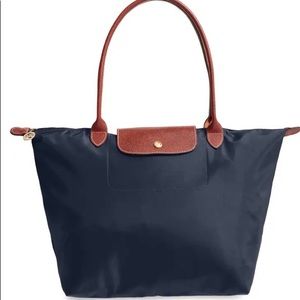 Small Longchamp La Pliage Tote in Navy